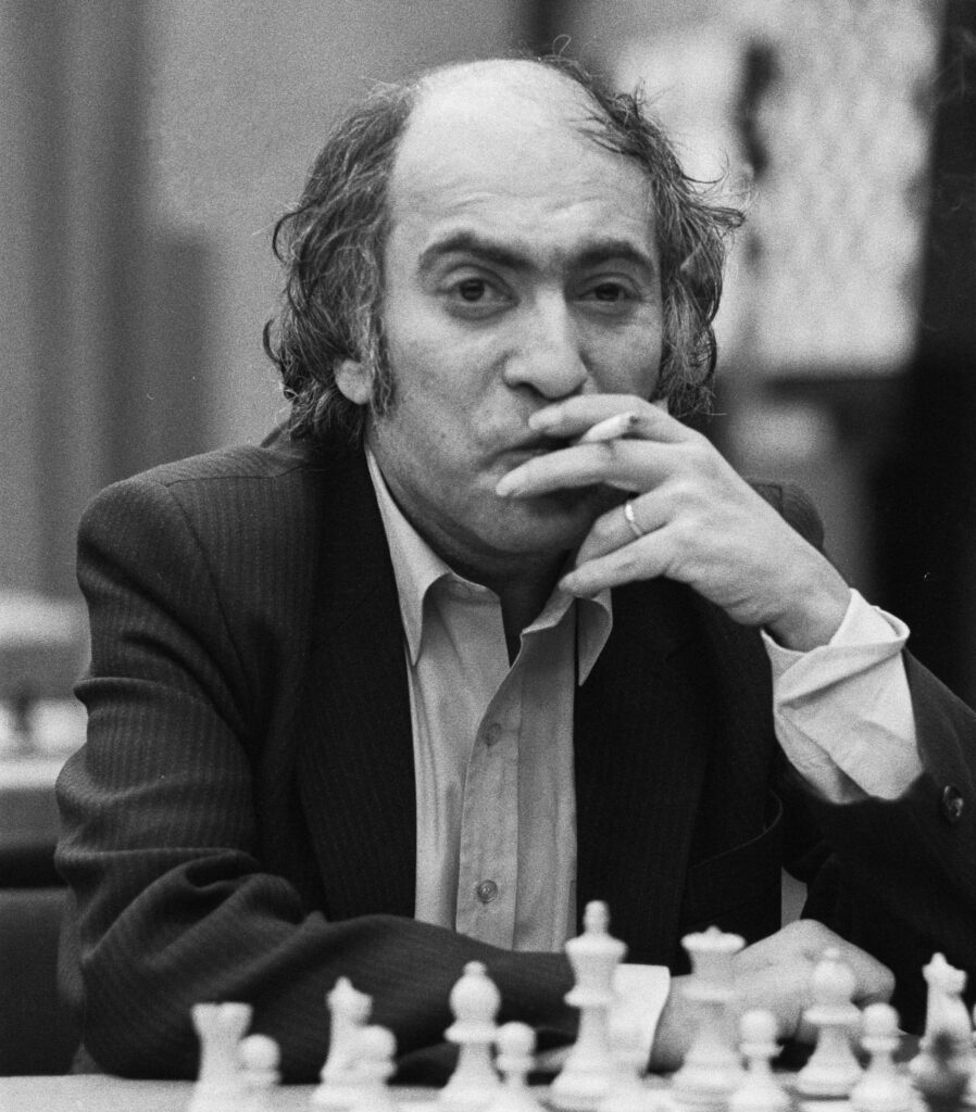 Ruhi Chess on X: Mikhail Tal's requiem 🖤💫 Mikhail Tal, the